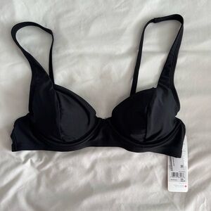Medium Black Underwire Bikini Top